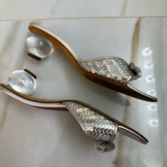 Kate Spade vintage kitten heel silver sandals - Picture 3 of 4